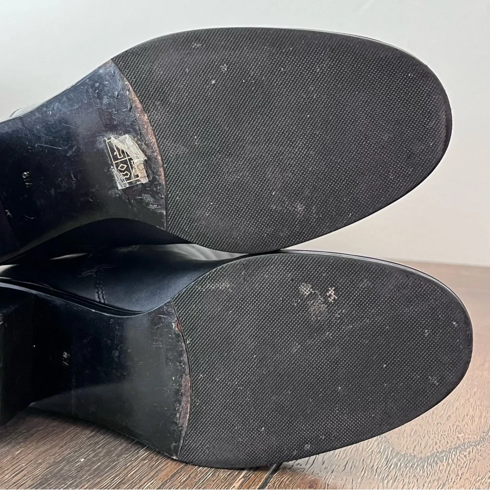 Tory Burch good used